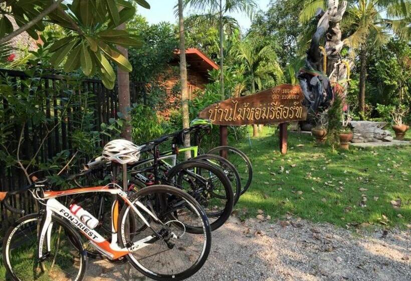 Banmaihom Resort Amphawa