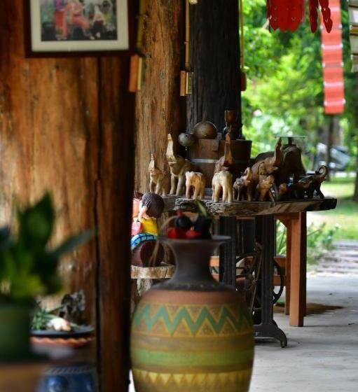 Banmaihom Resort Amphawa