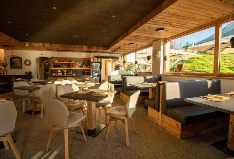 צימר Bar Restaurant Pizzeria Antermont