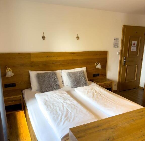 צימר Bar Restaurant Pizzeria Antermont