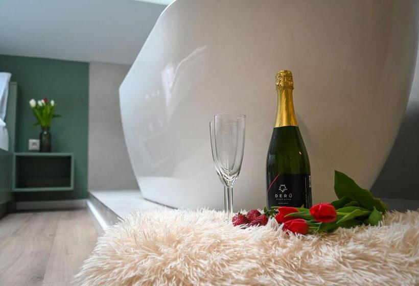 ベッドアンドブレックファースト Bohém Borklub