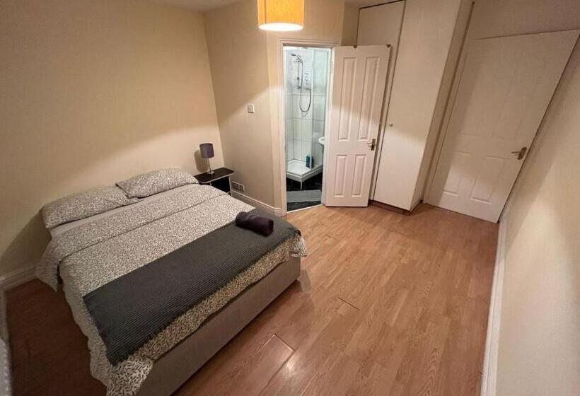 צימר Cama Doble Con Baño Privado D24