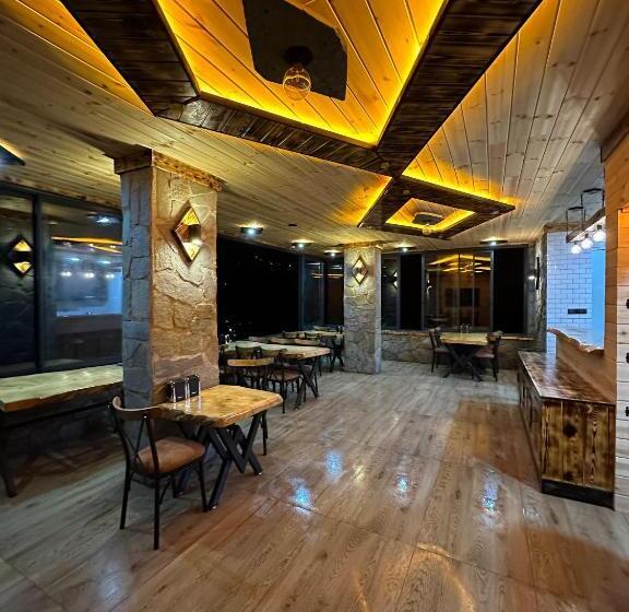 민박 İhvan Suit Bungalov Otel