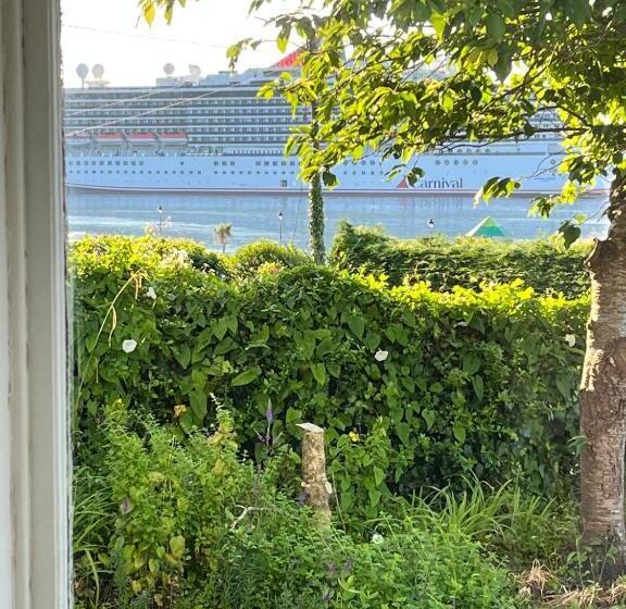 مبيت وإفطار Lynwood House