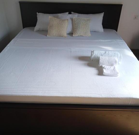 مبيت وإفطار Mali Villa