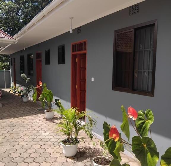 Bed and Breakfast Meuly Family Lodge