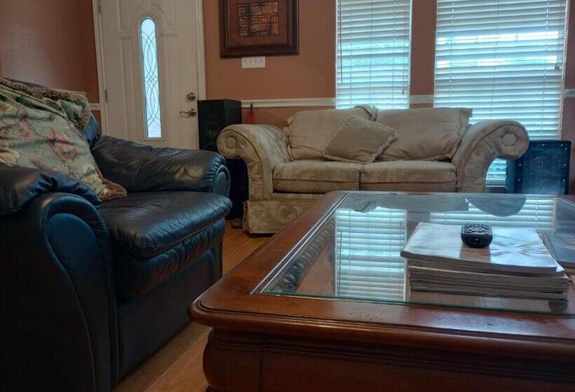 Bed and Breakfast Quick Stay Palace, Peace, Pool And Quiet