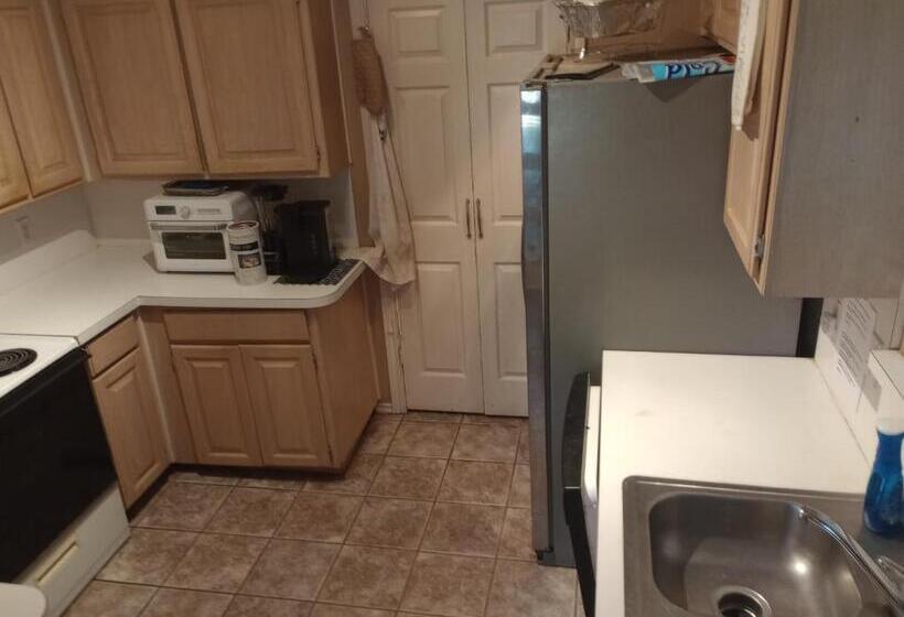 ベッドアンドブレックファースト Quick Stay Palace, Peace, Pool And Quiet