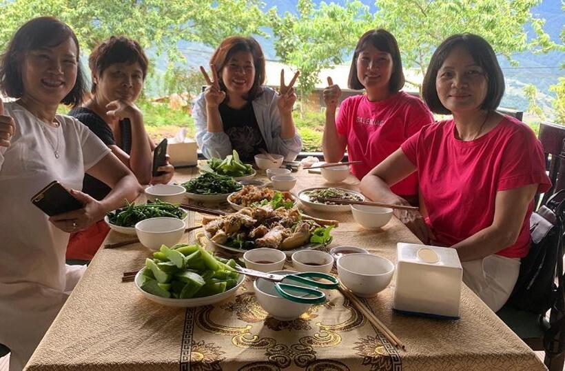 تختخواب و صبحانه Sapa Terrace View