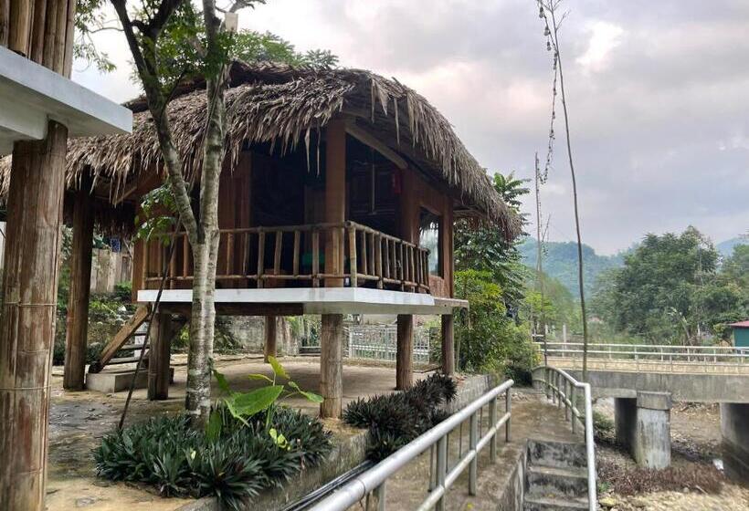 تختخواب و صبحانه Sánh Thuấn Homestay