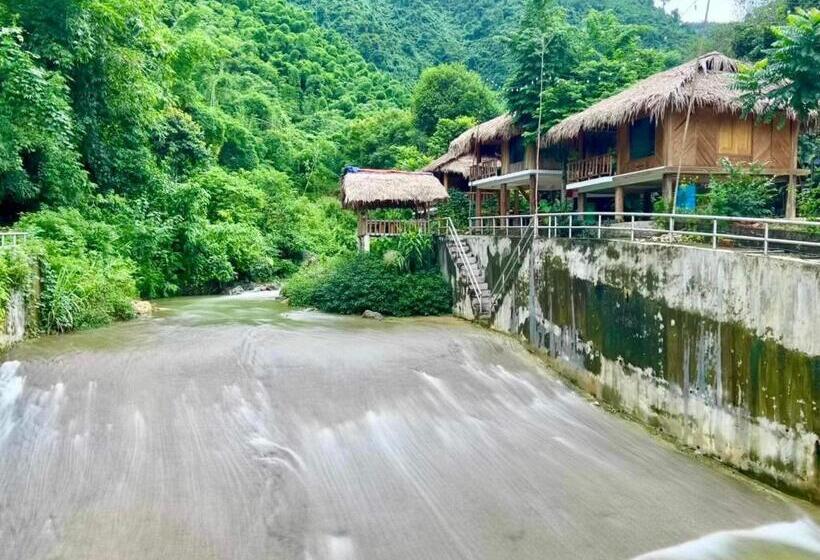 تختخواب و صبحانه Sánh Thuấn Homestay