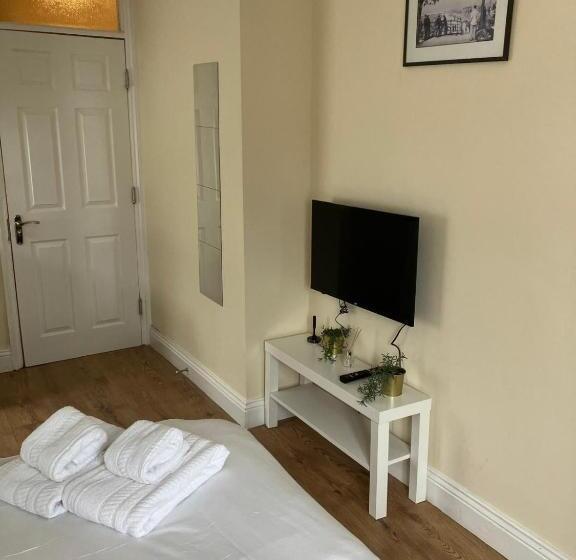 Bed and Breakfast Specious Studio Flats