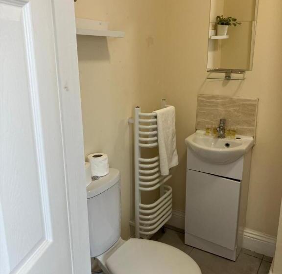 Bed and Breakfast Specious Studio Flats