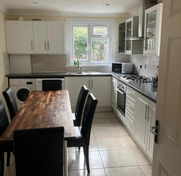 Bed and Breakfast Specious Studio Flats