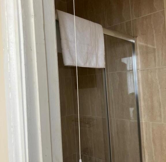 Bed and Breakfast Specious Studio Flats