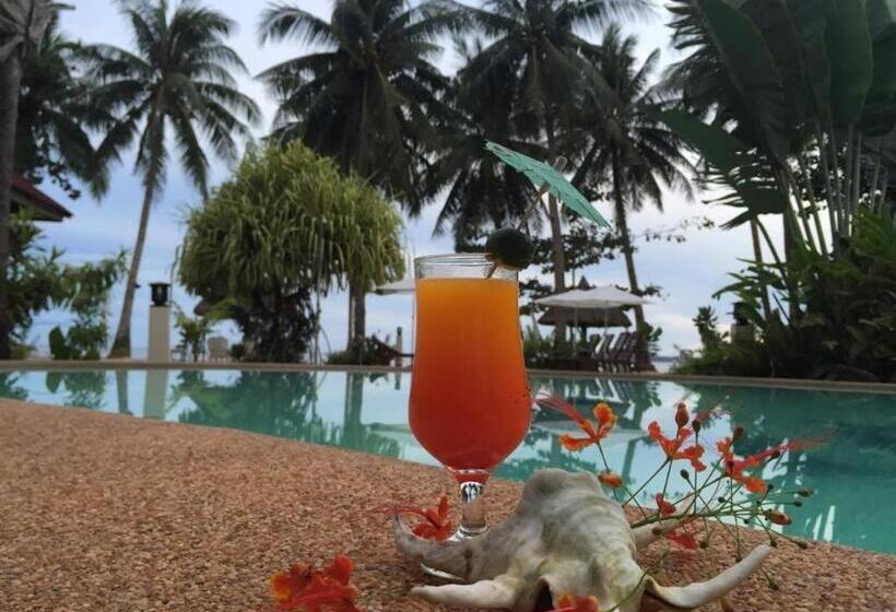 Cherinicole Beach Resort