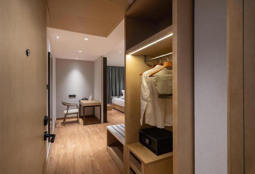 Copper Leaf Hotels, Tirunelveli