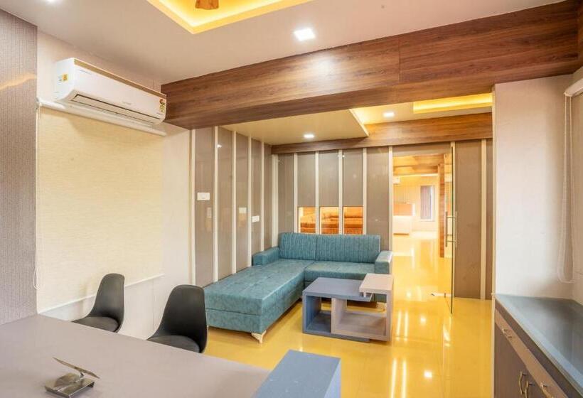 Treebo Green Village Resort   Goa