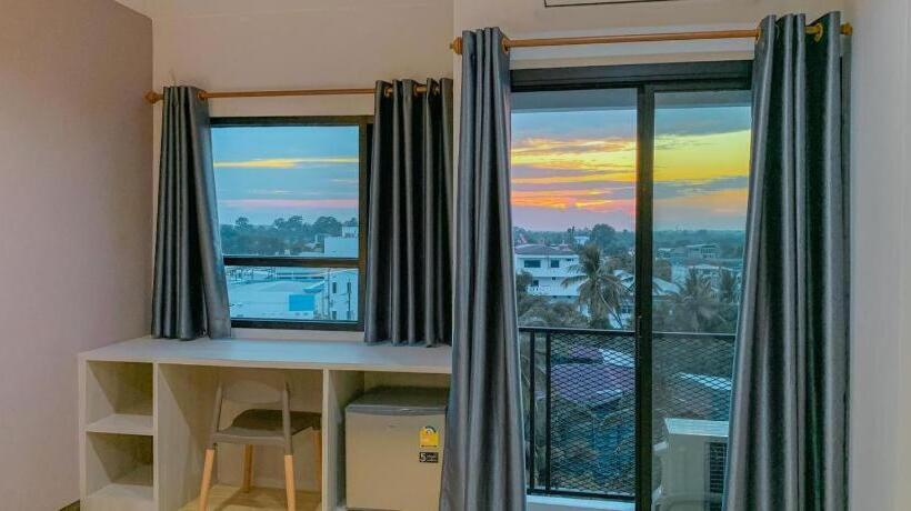 Hotel ทริปเปอร์ โฮเทล