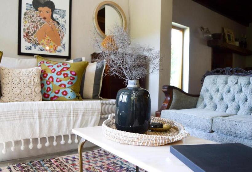 فندق Allie S Mountain Cottage