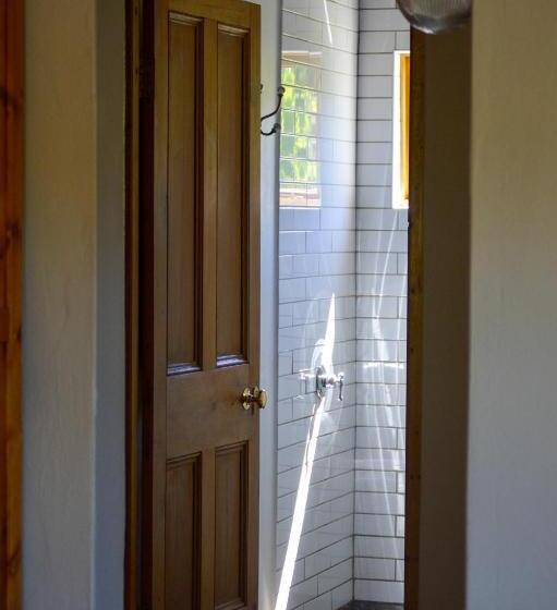 فندق Allie S Mountain Cottage