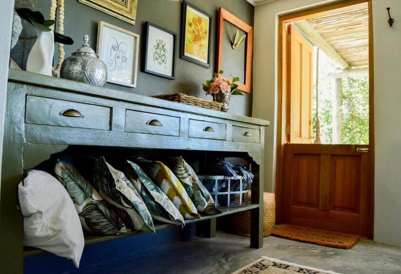 فندق Allie S Mountain Cottage