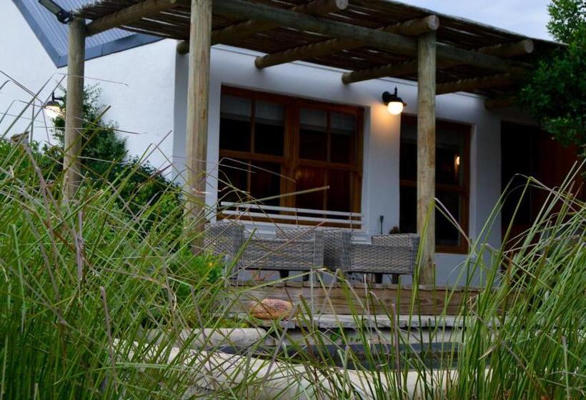 فندق Allie S Mountain Cottage