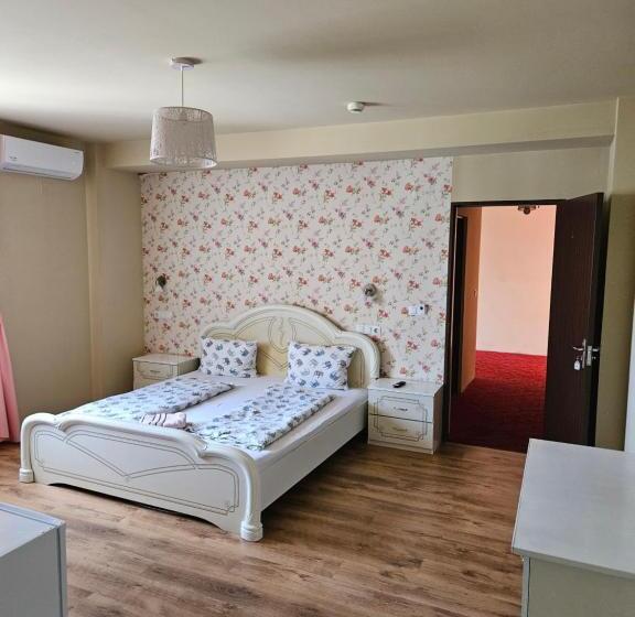 בית מלון כפרי Castello