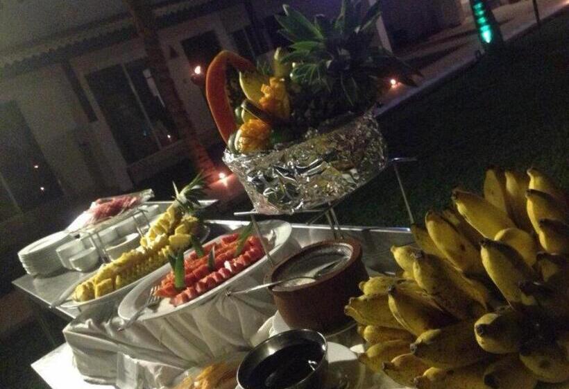 ホテル Coco Royal Beach Resort