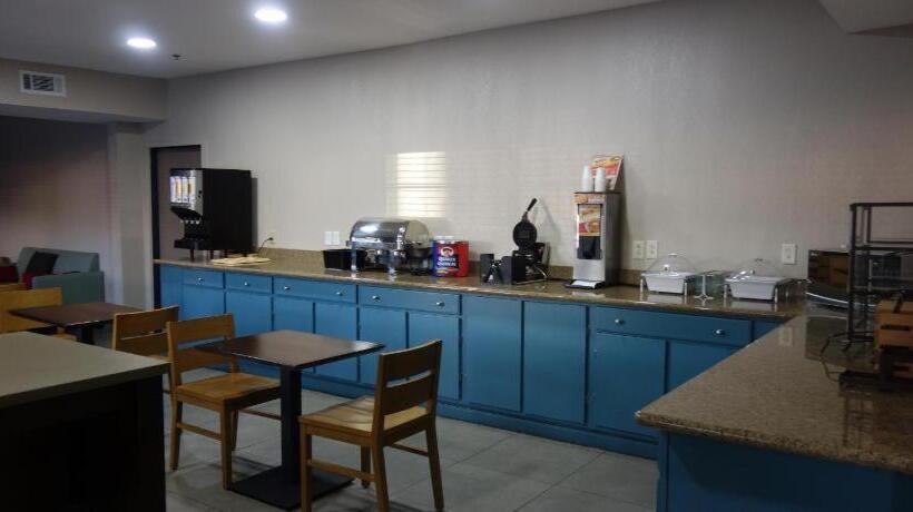 בית מלון כפרי Country Inn & Suites By Radisson, Jackson Airport, Ms