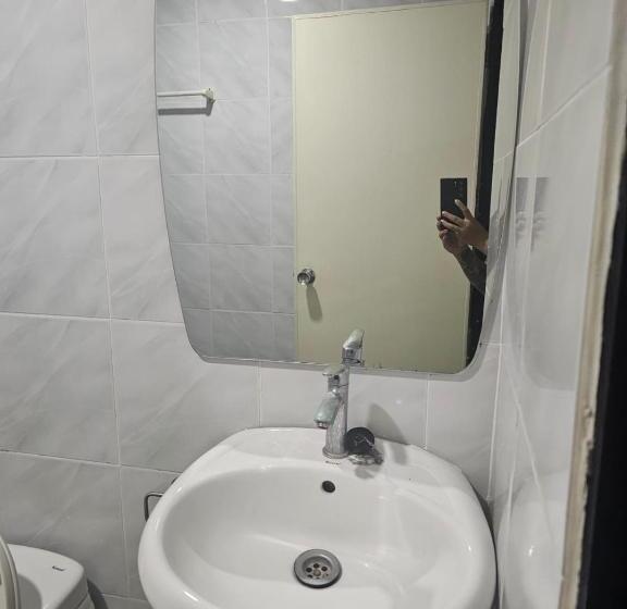 Отель Cozy Guesthouse