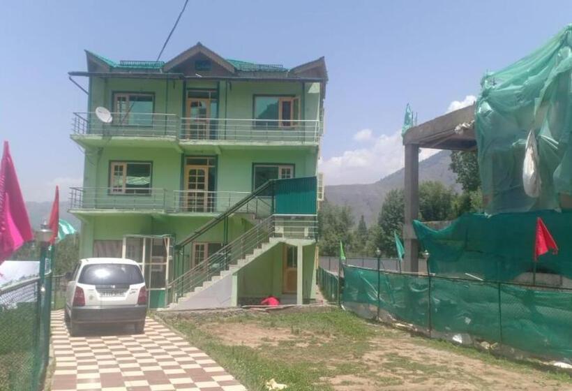 فندق Green Gallery And Restaurant