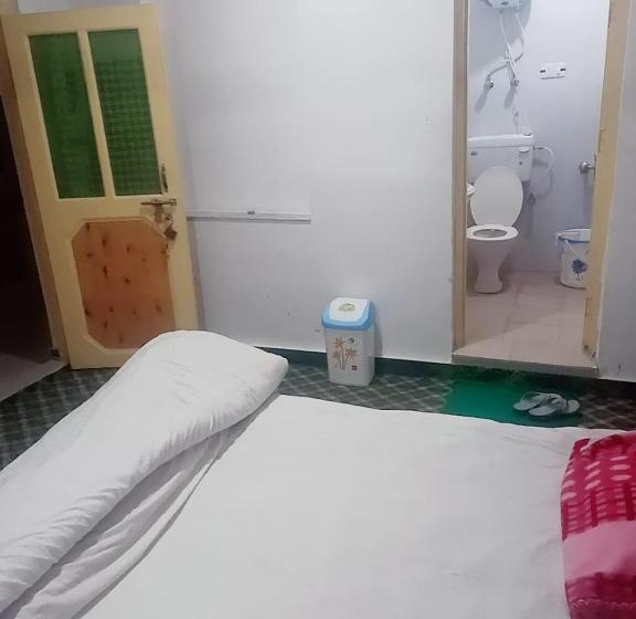 فندق Green Gallery And Restaurant