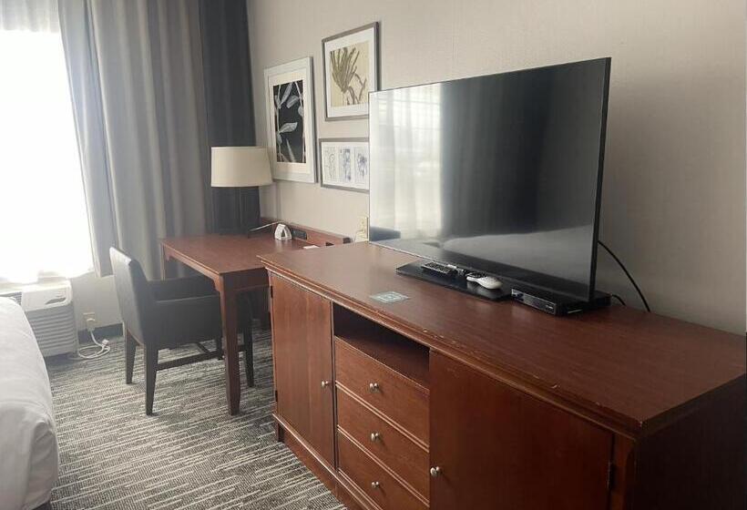 فندق Harmony Inn & Suites