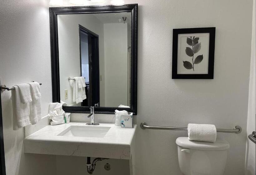 فندق Harmony Inn & Suites