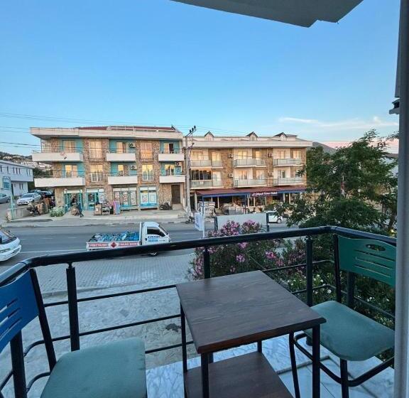 酒店 Helios Pansiyon