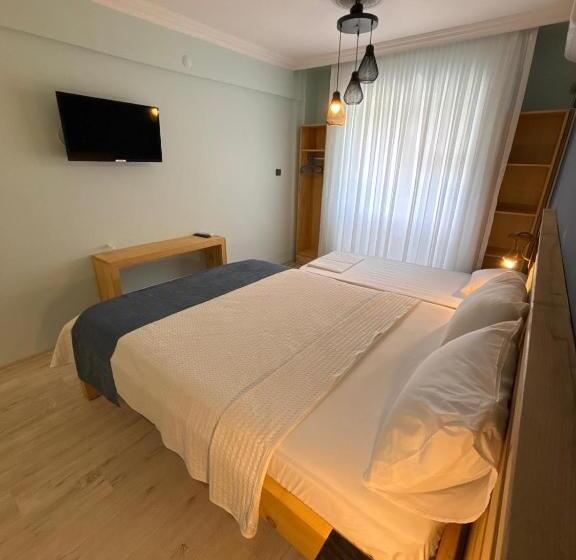 酒店 Helios Pansiyon