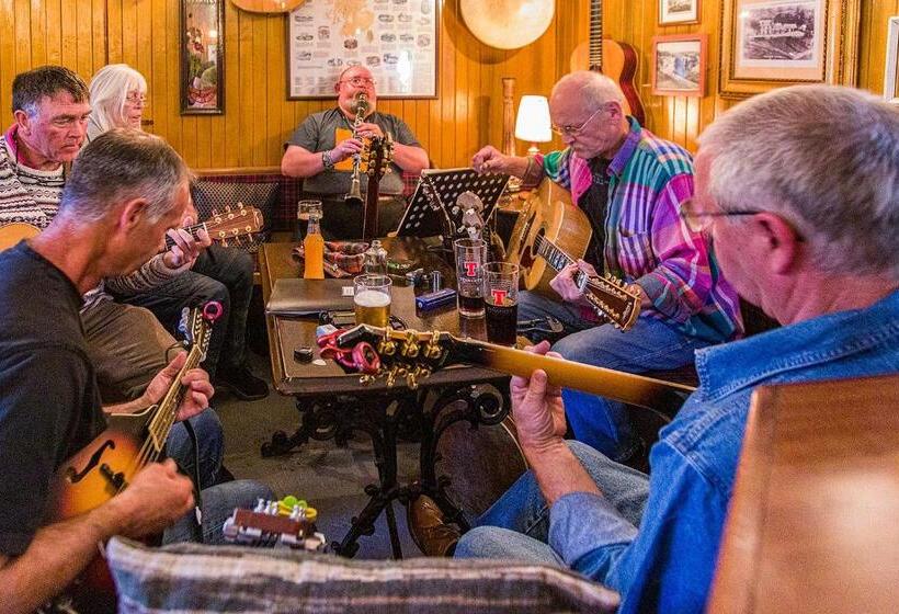 Отель Invershin