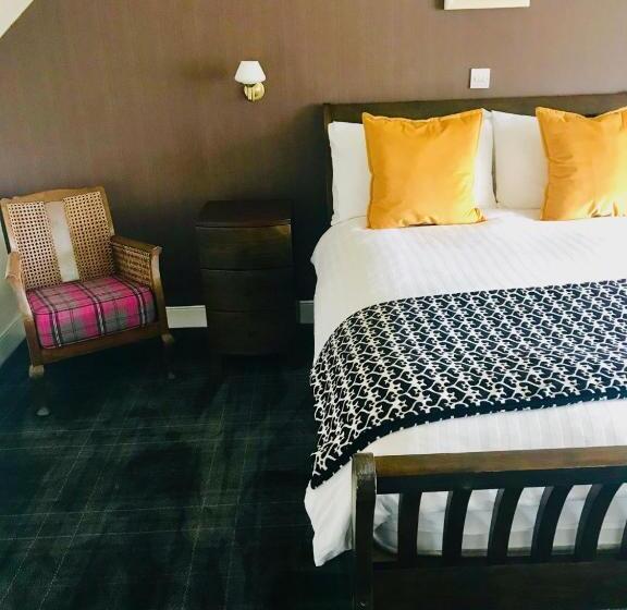 Отель Invershin