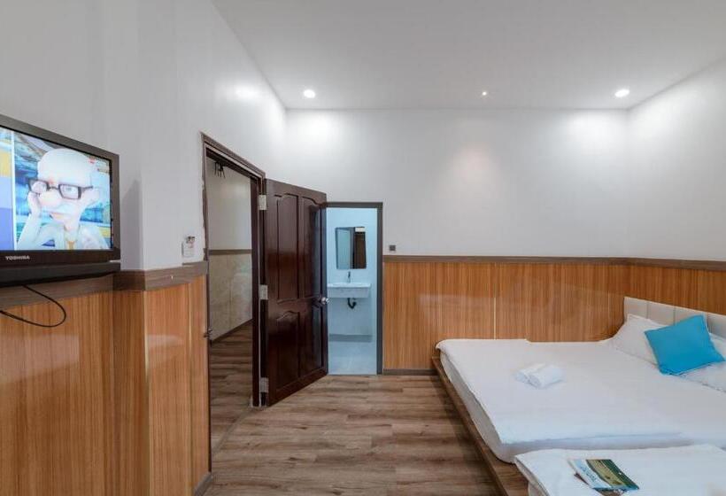 هتل Khách Sạn Hiệp Phong