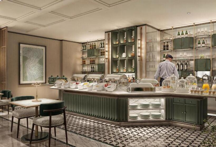 هتل La Siesta Premium Saigon Central