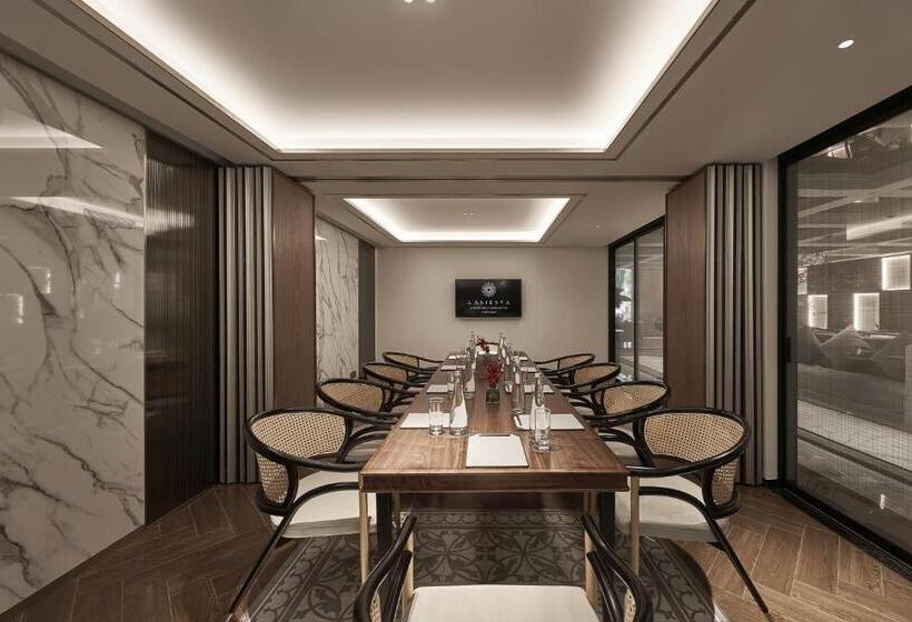 هتل La Siesta Premium Saigon Central