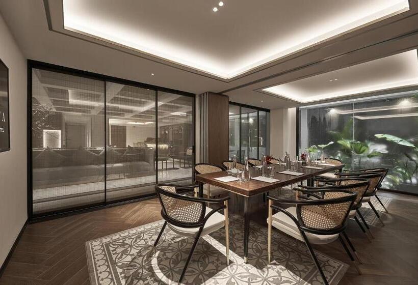 هتل La Siesta Premium Saigon Central