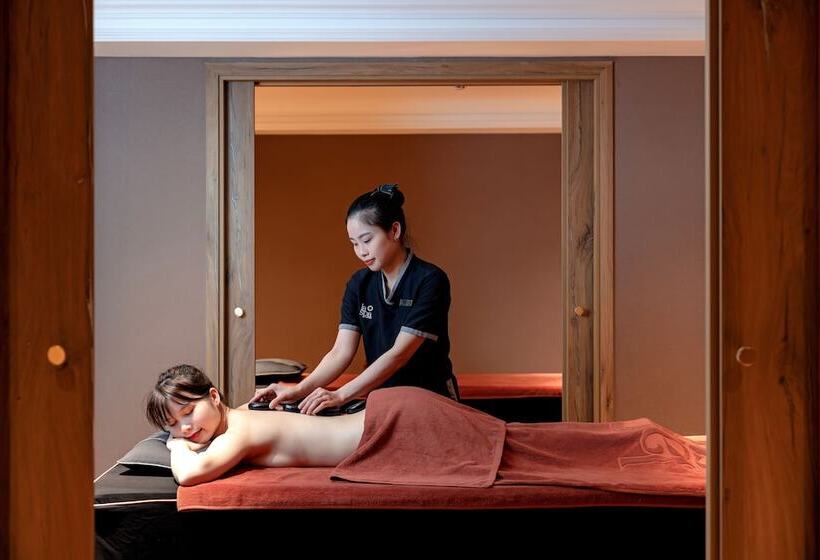 هتل La Siesta Premium Saigon Central