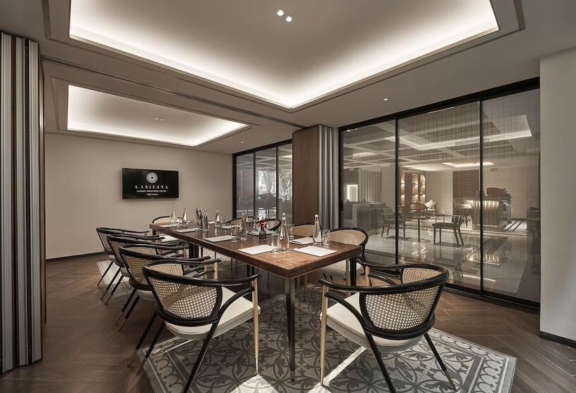 هتل La Siesta Premium Saigon Central