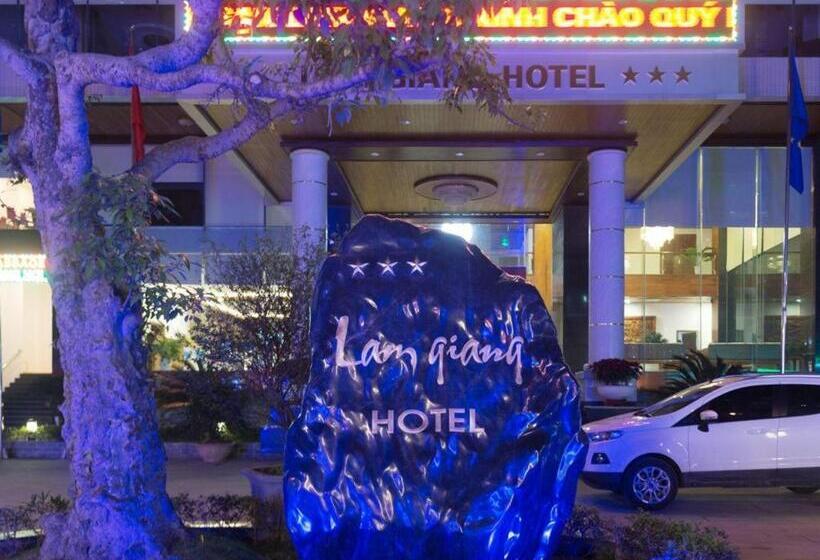 هتل Lam Giang