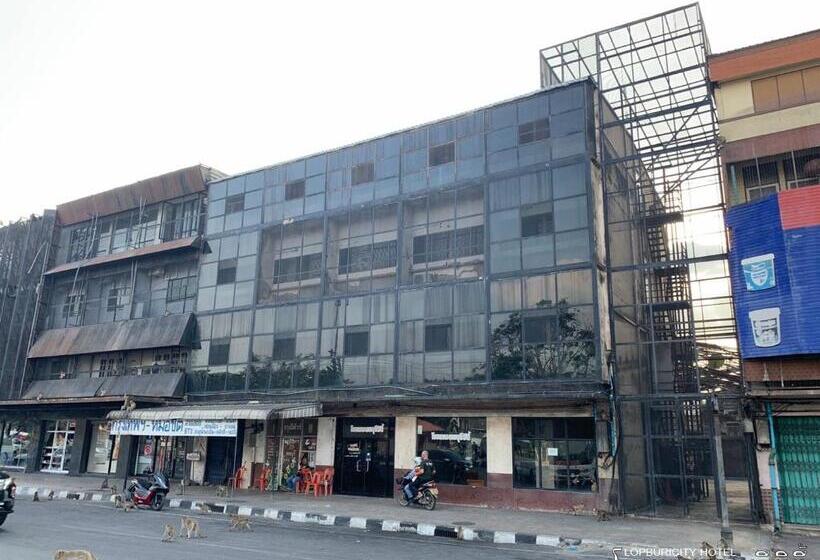 فندق โรงเเรมลพบุรีซิตี้ Lopburi City