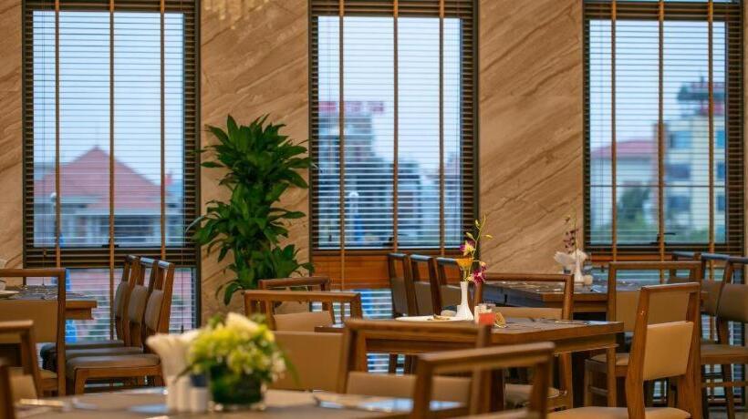 هتل Marina Ha Long