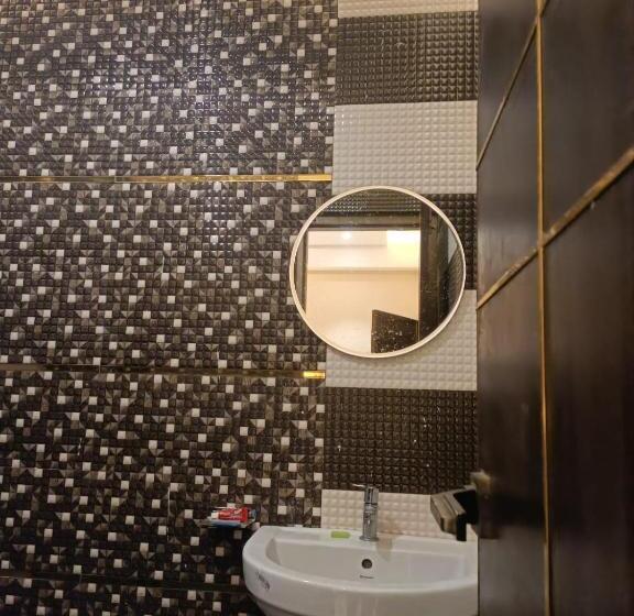 Отель Mrjaiswaldharmshala