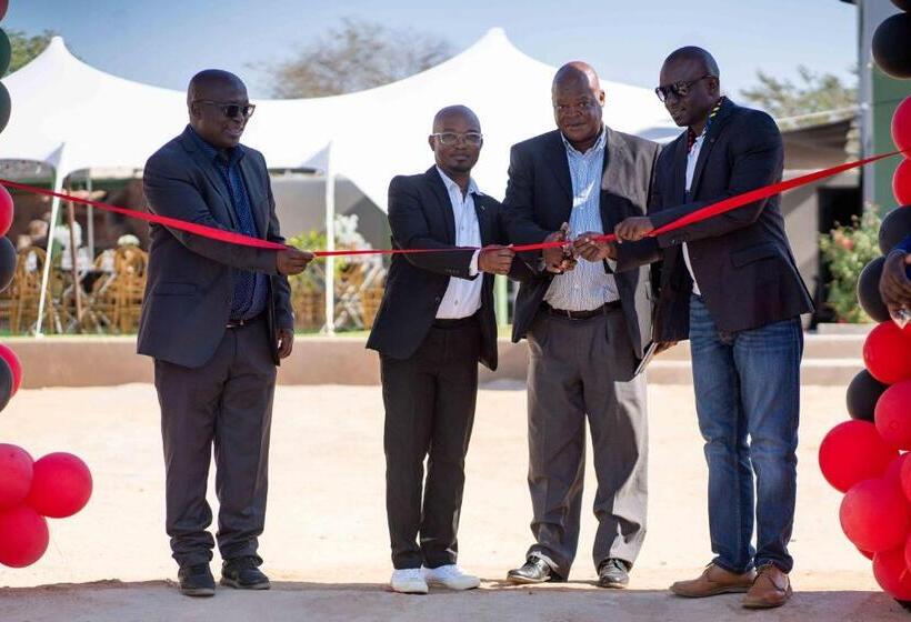 בית מלון כפרי Nyamankulu Guest Lodge